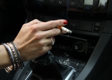 La Belgique aussi doit interdire de fumer dans les voitures en présence d’enfants
